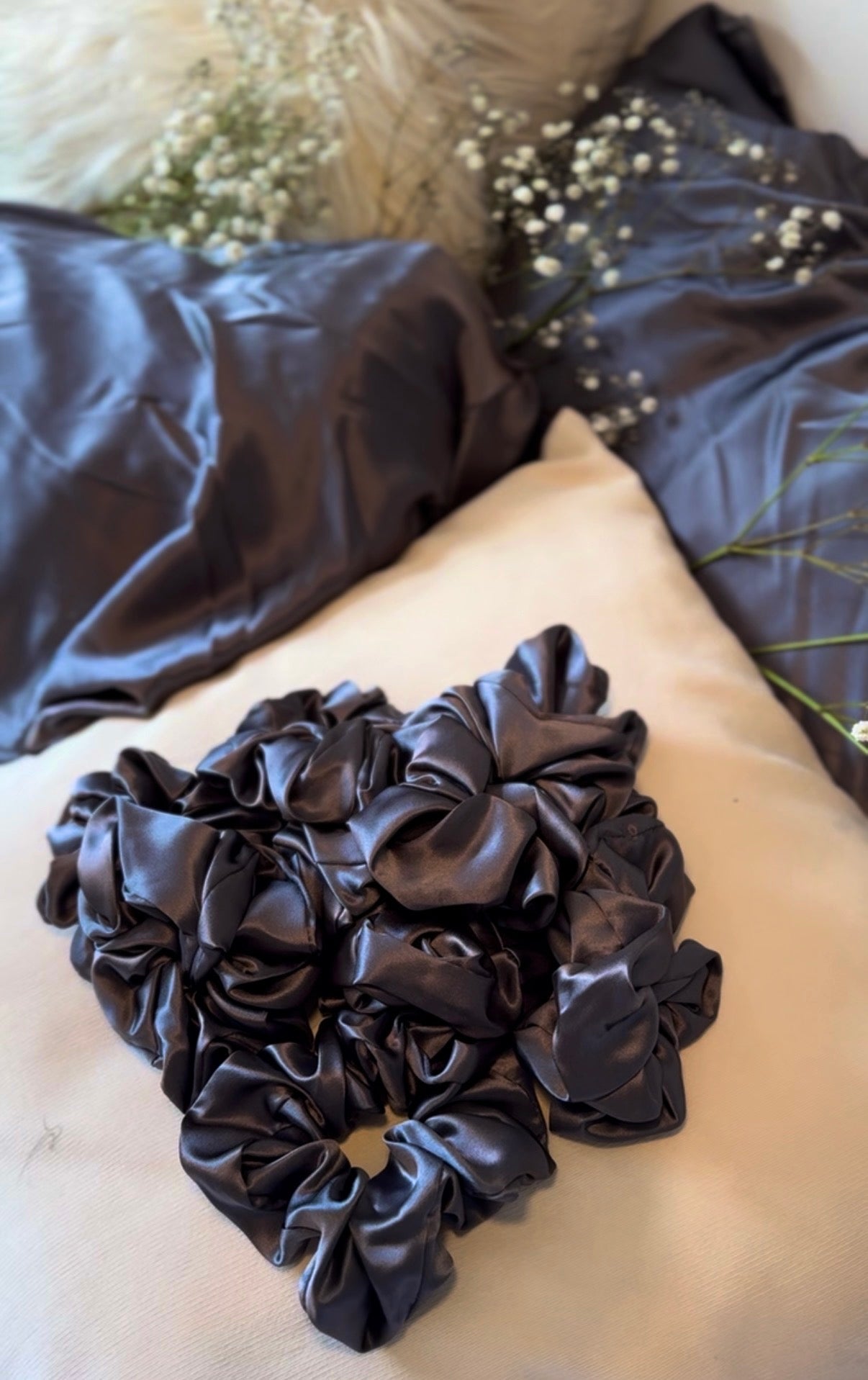 Seda Silk Scrunchie