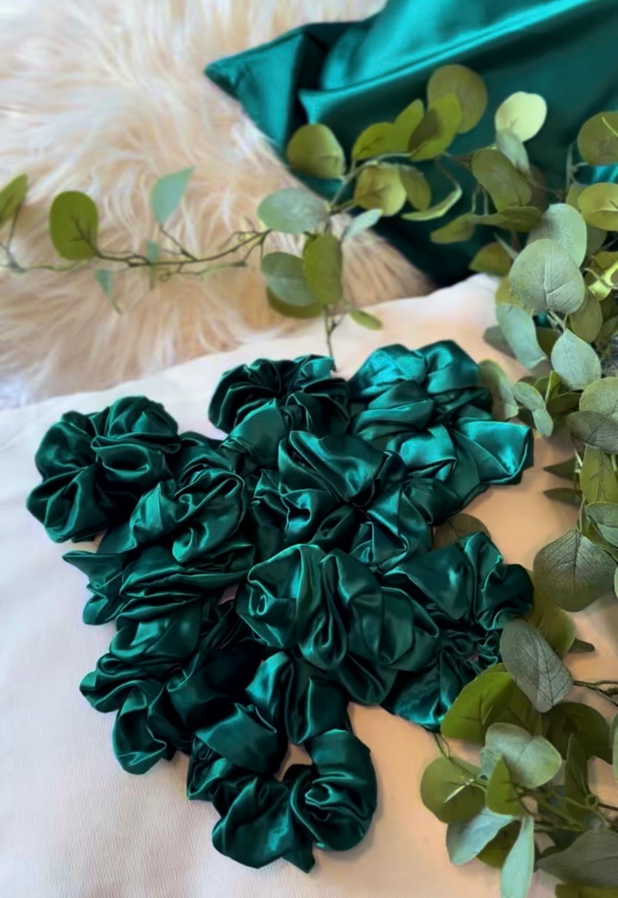 Seda Silk Scrunchie