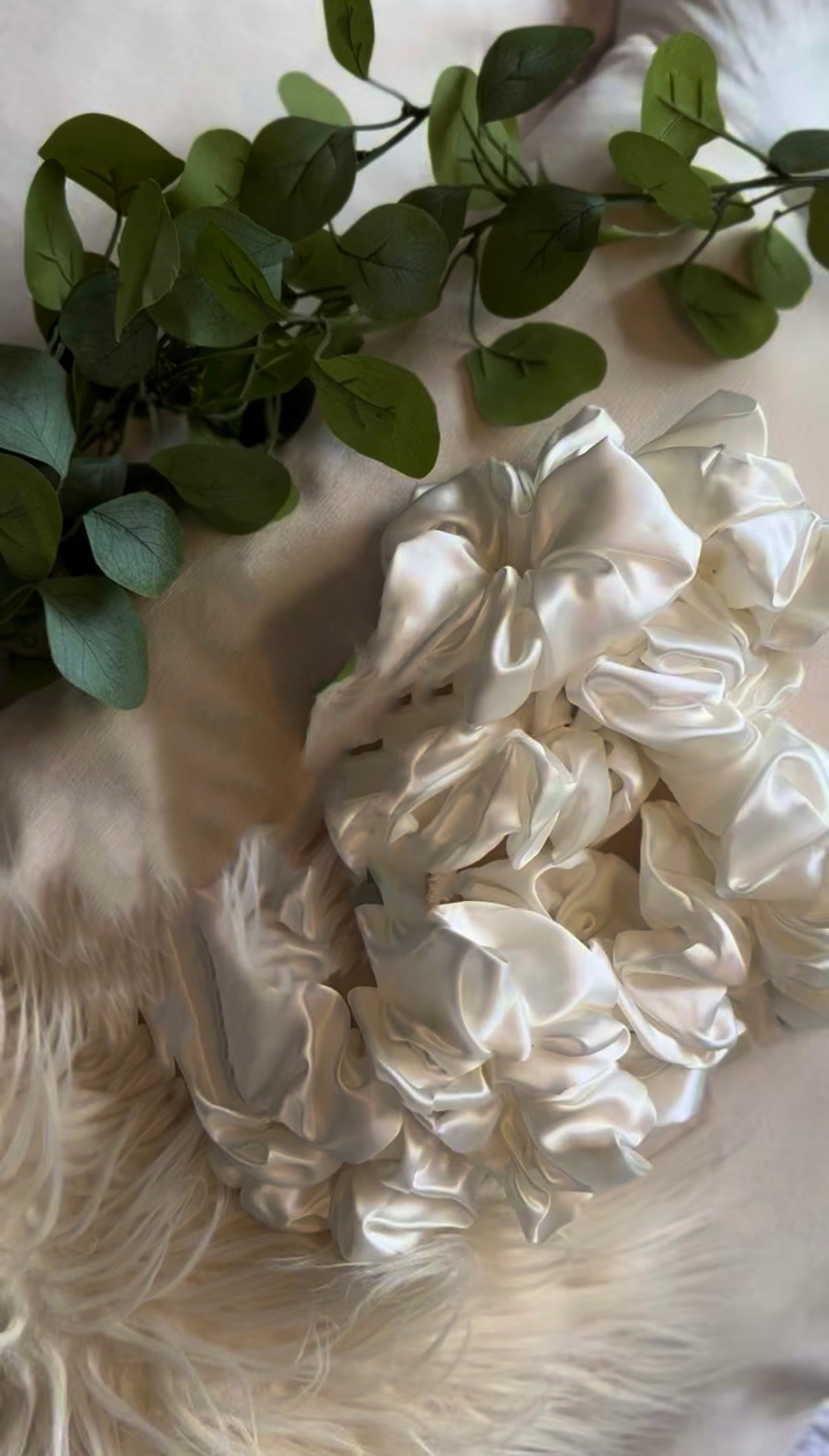 Seda Silk Scrunchie